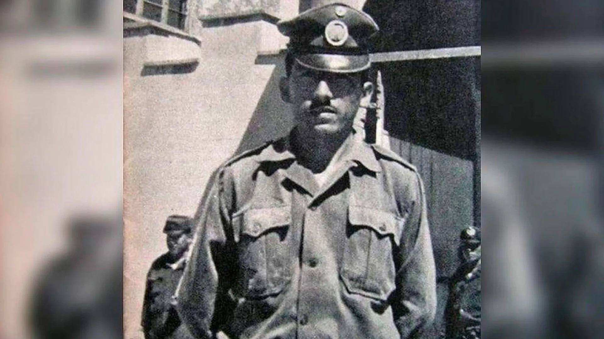 La guerra avanza 4 Mario Teran Salazar