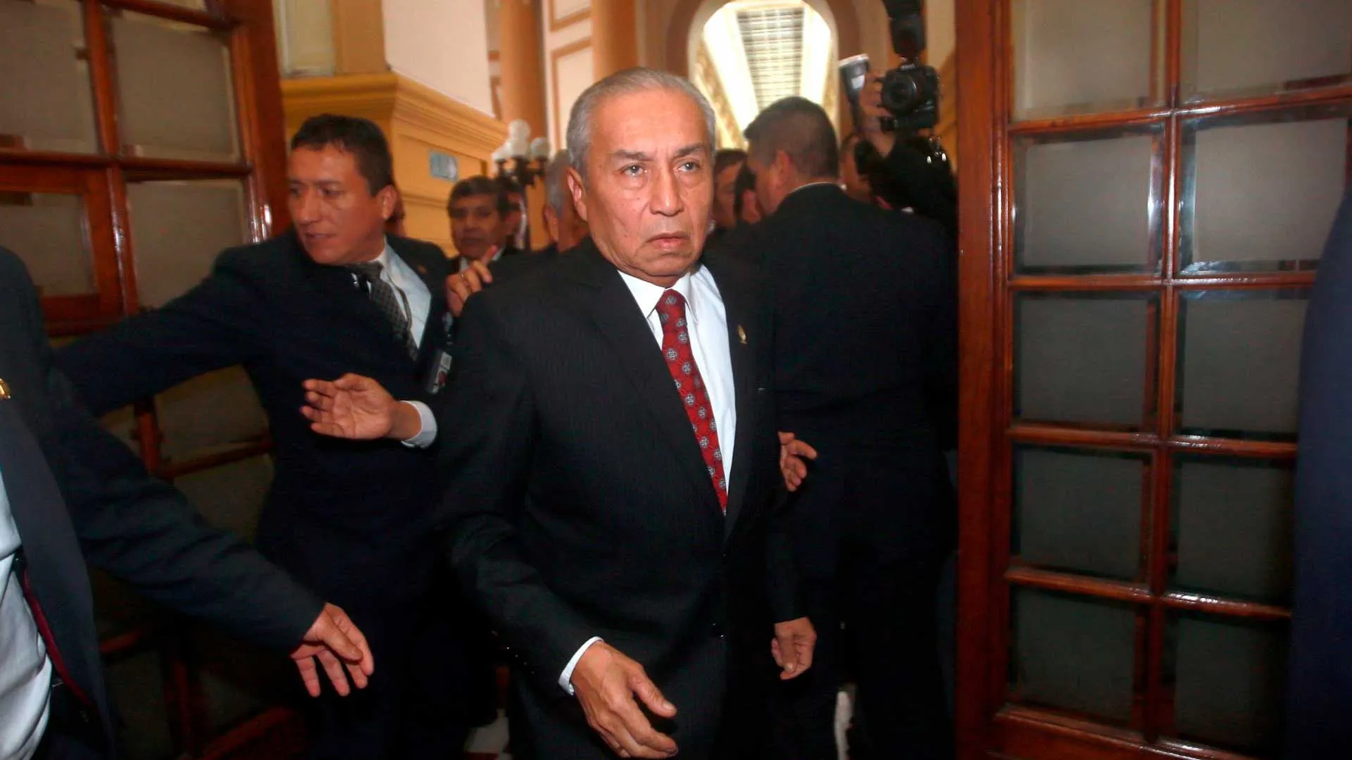 Poder Judicial dispone que Pedro Chavarry siga siendo investigado