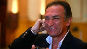 Pruebas acorralan a Hector Becerril