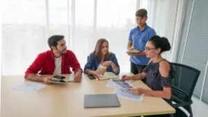 Si hablamos de capacitacion de empleados hablamos de Absorb LMS 1