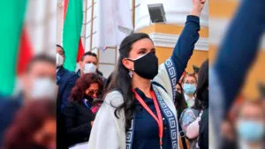 Veronika Mendoza Es tiempo de estar alertas y movilizarnos para que se ponga la vida de la gente por delante 2
