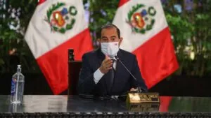 Walter Martos el general que busca voto confianza en uno de los momentos mas dramaticos de la historia del Peru