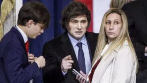 Archivo - El presidente de Argentina, Javier Milei, junto a su hermana y secretaria oficial de Presidencia, Karina Milei - Europa Press/Contacto/SHAWN THEW/POOL - Archivo