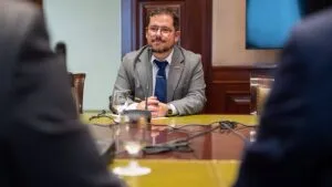 el gobierno de chile mantendra a su embajador en espana tras la polemica por plantear inversiones en defensa 66726670425c2