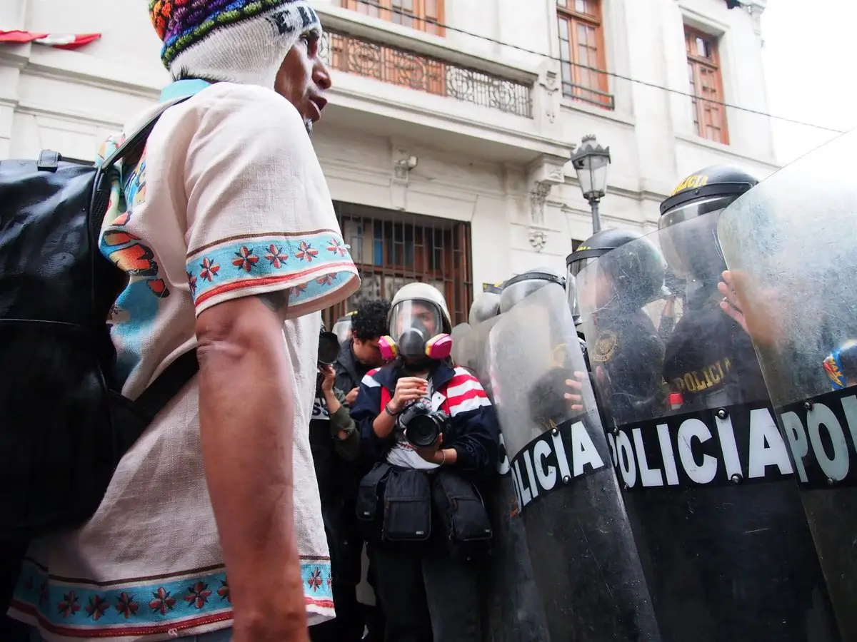 Las autoridades de Lima ofrecen recompensas a vecinos que delaten a quienes crearon disturbios en las protestas