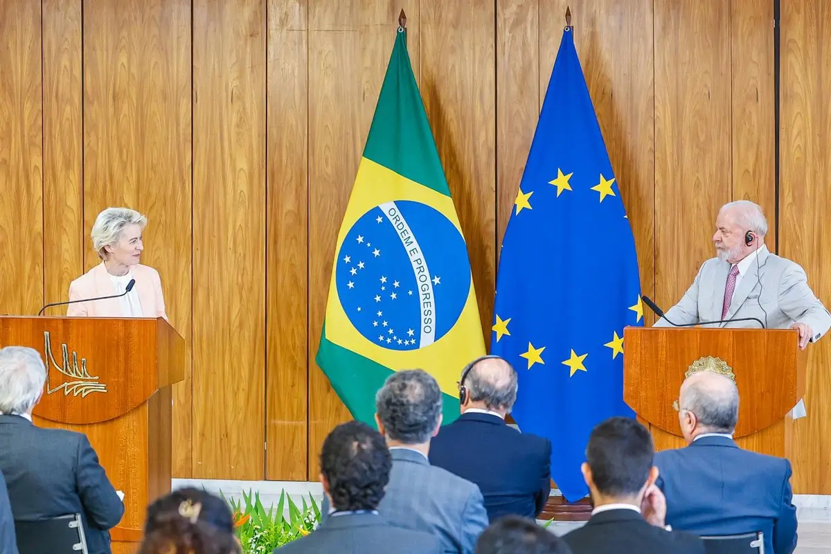 Archivo - Imagen de archivo de la presidenta de la Comisión Europea, Ursula Von der Leyen, y el presidente de Brasil, Luiz Inácio Lula da Silva - Ricardo Stuckert/Palacio Planalt / Dpa - Archivo