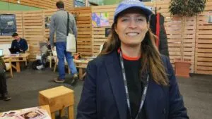 Lilibeth Bolívar, productora ejecutiva de Caribe Atómico Film Festival, evento que celebra la riqueza cultural y cinematográfica del Caribe y América Latina, atravesando Caracas de este a oeste, con el objetivo de desgentrificar y reconquistar espacios urbanos | Foto: David Sánchez