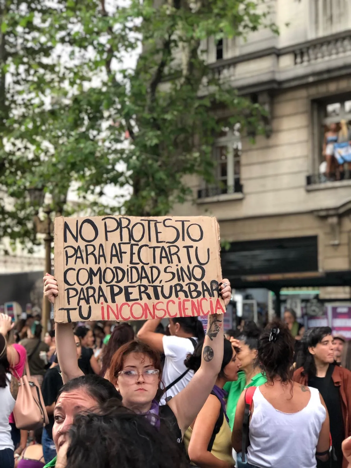 Miles de mujeres tomaron las calles contra el machismo, la desigualdad y las peligrosas políticas de Javier Milei (Foto: Banderlin Chavez)