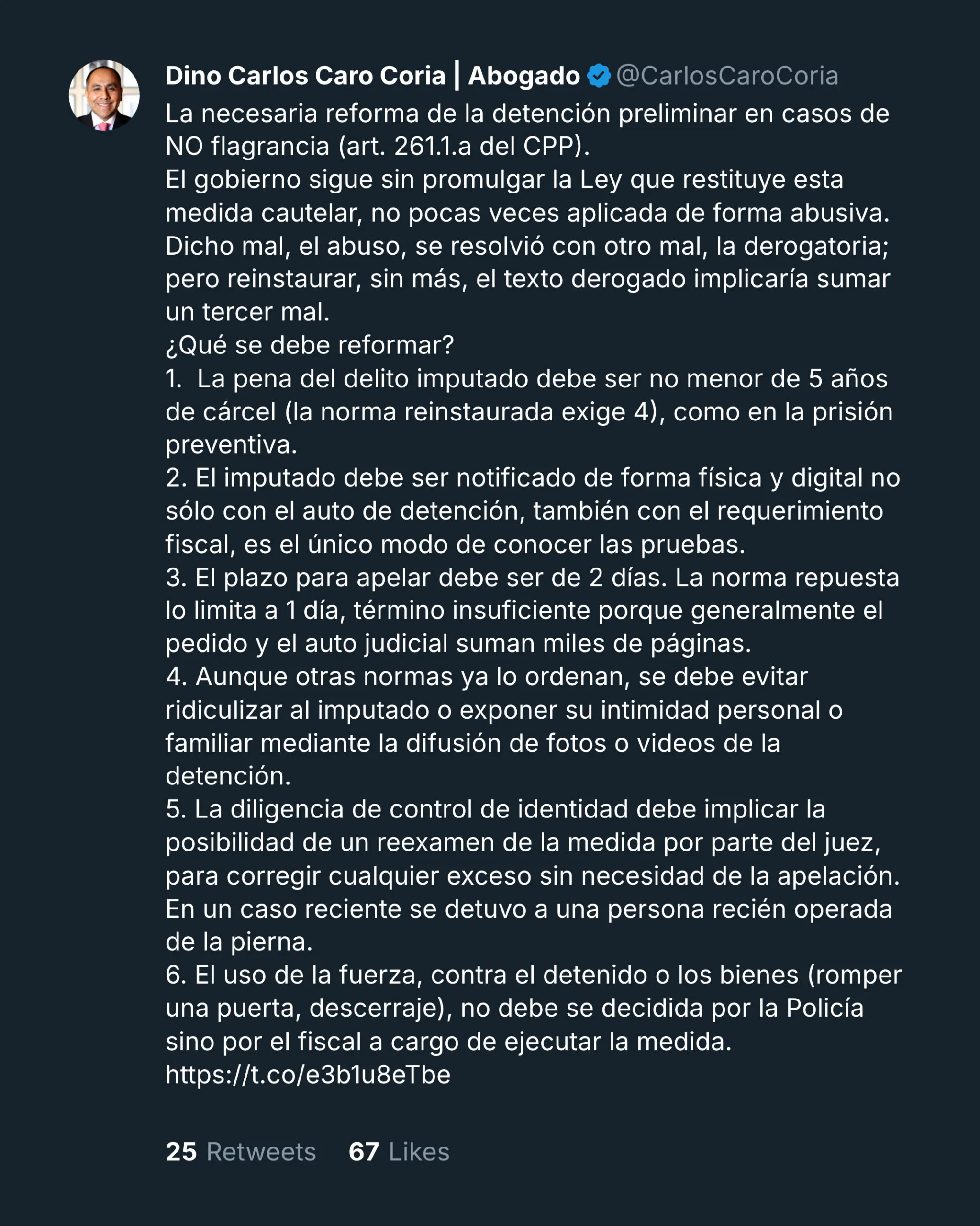 Tweet de Carlos Caro Coria