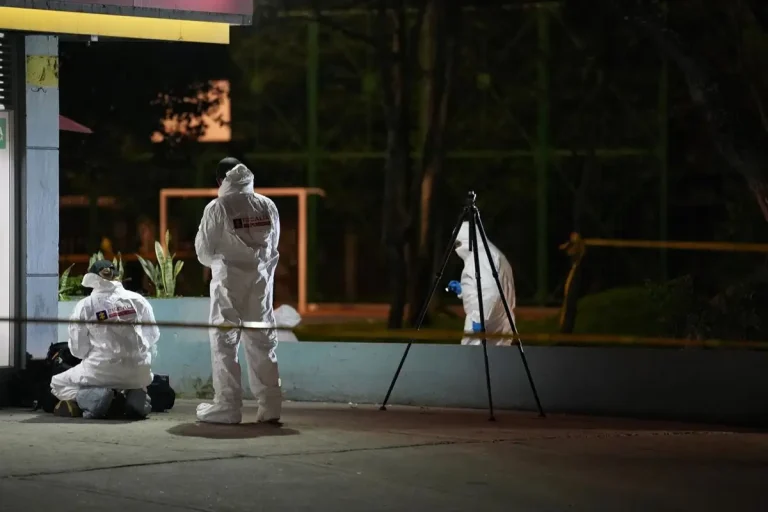 Un juez de Colombia ratifica la prisión para 'Harold', acusado de contactar con el menor que asesinó a Uribe