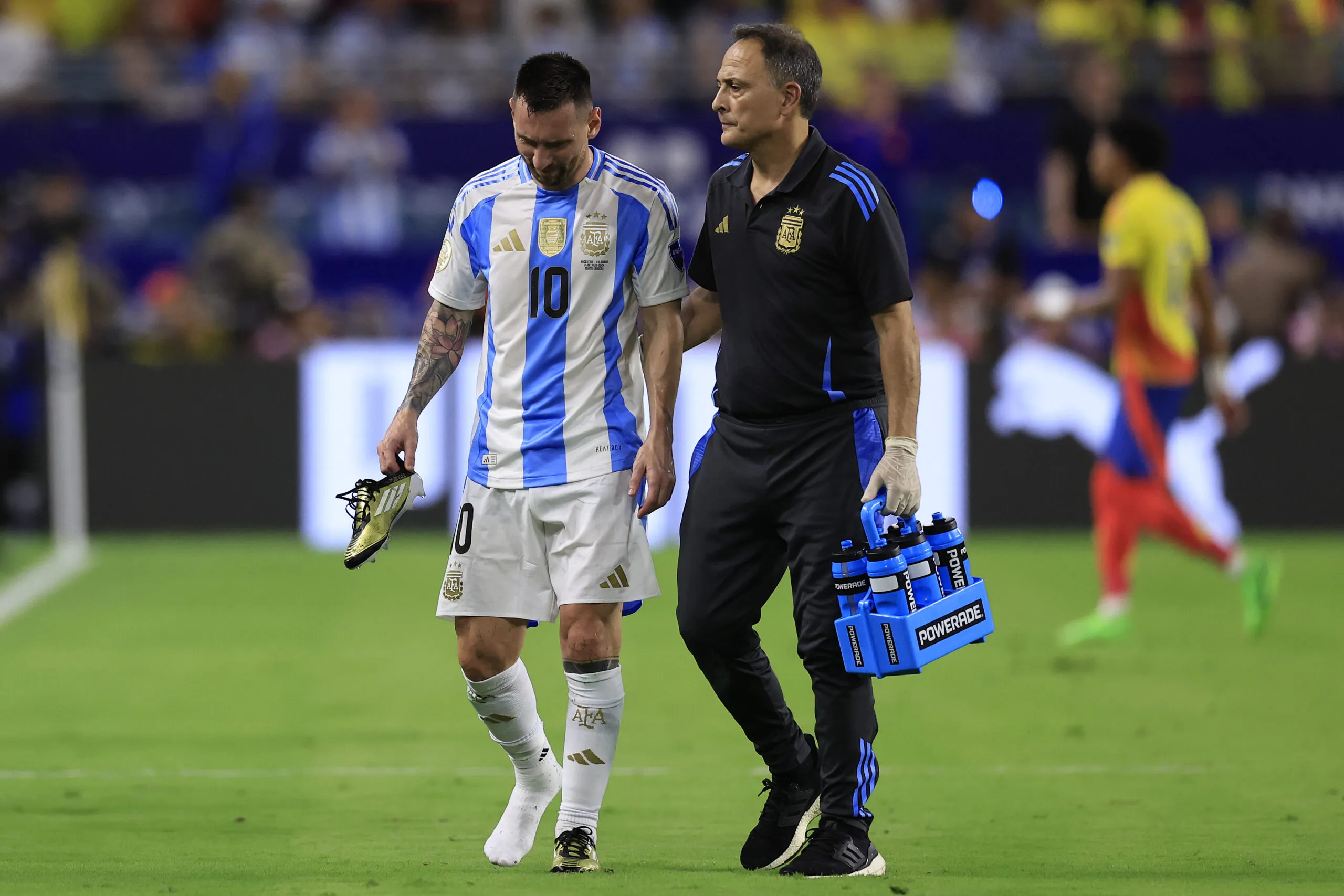 Messi lesionado en la final de la Copa América (Foto: X / @SC_ESPN)
