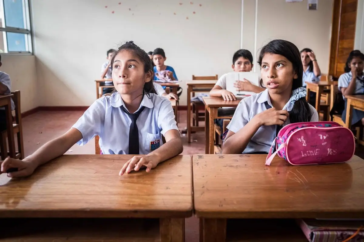 Archivo - Una escuela en Perú (archivo) - Europa Press/Contacto/Olivier Donnars - Archivo