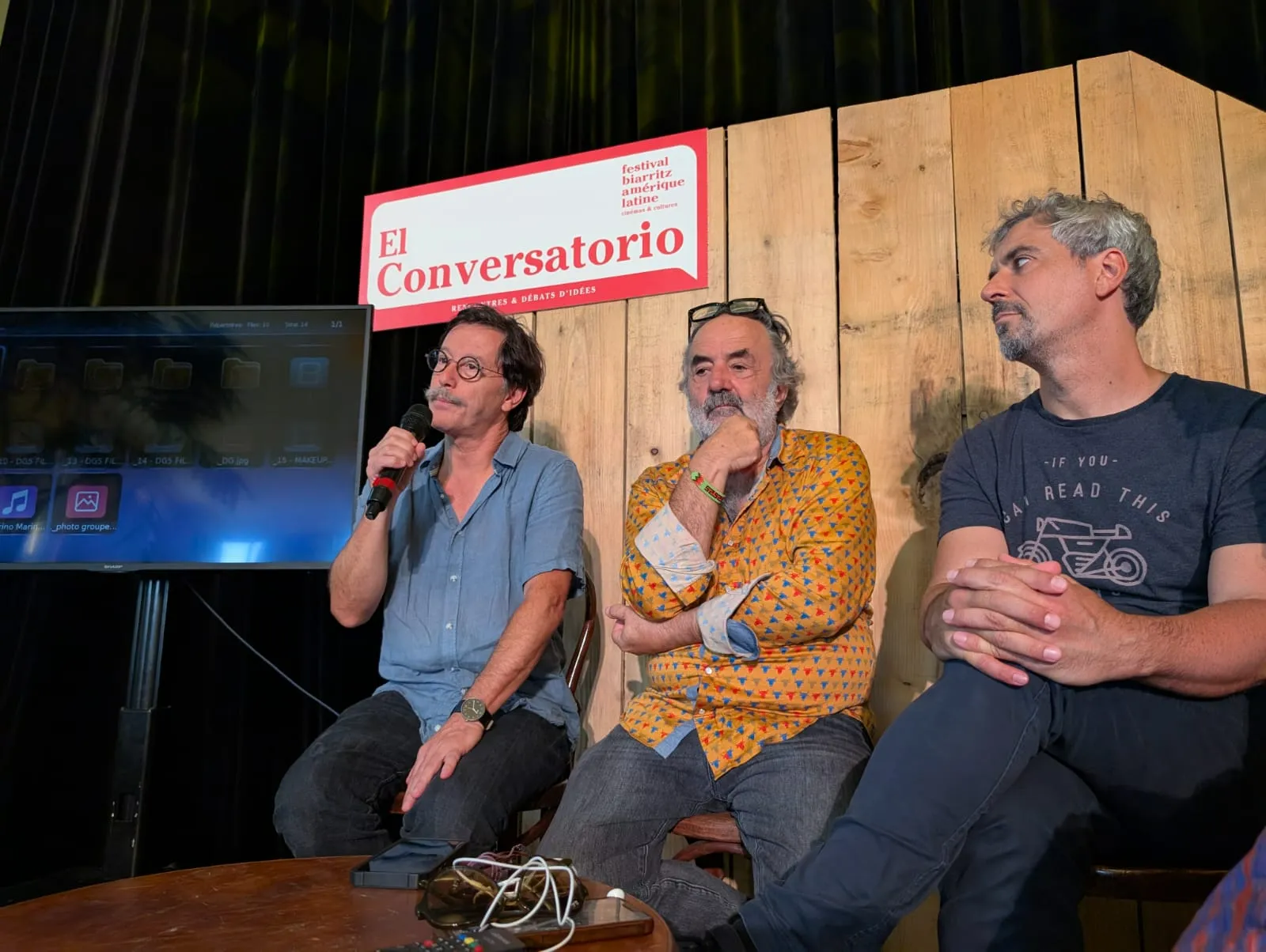 Denis Merklen hablando sobre Pepe Mújica en Biarritz