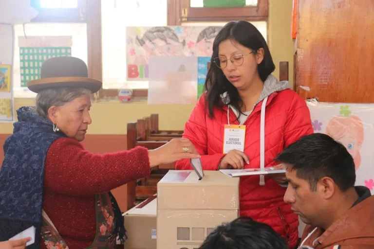 El presidente electo Rodrigo Paz gana también el voto de los bolivianos en el exterior