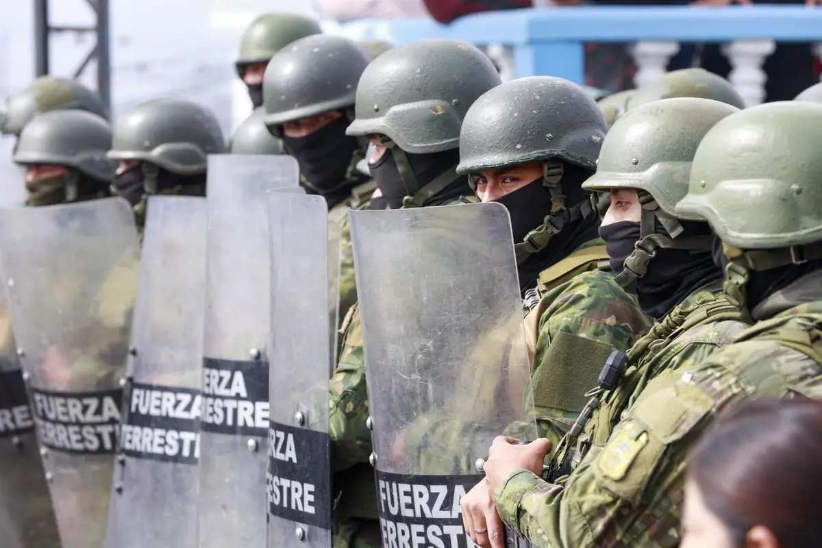 Archivo - Soldados ecuatorianos desplegados en el marco del estado de emergencia decretado por el presidente del país, Daniel Noboa - Europa Press/Contacto/Ricardo Landeta