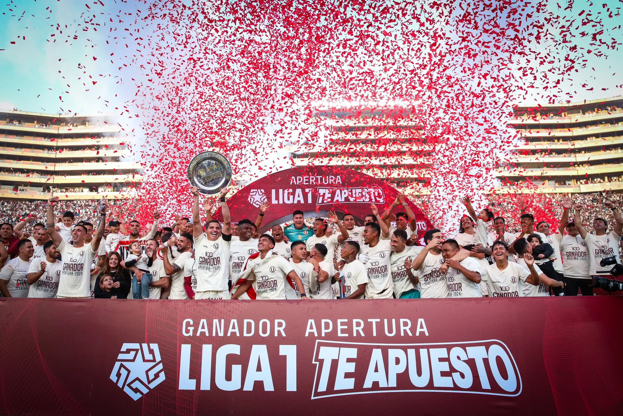 Universitario es el ganador del Torneo Apertura de la Liga 1 (Universitario de Depotes)