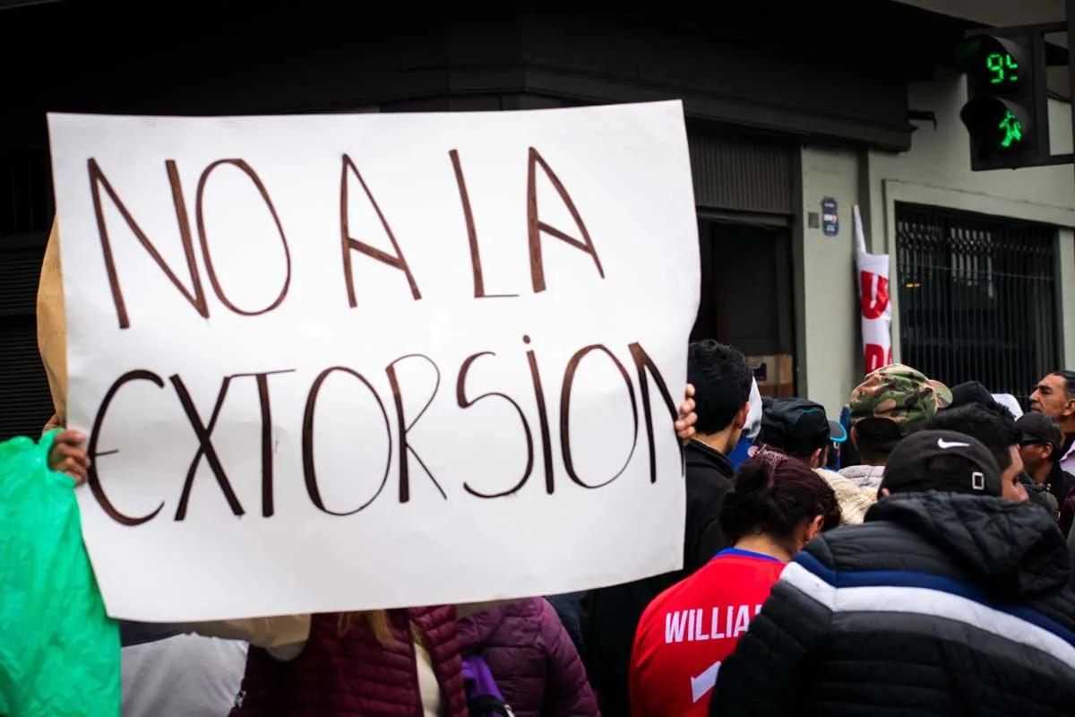 Transportistas y ciudadanos se movilizaron al Congreso ante ola de sicariato y extorsiones (Foto: Dany Seminario / EL PERFIL)