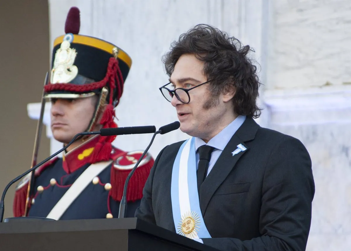milei preve el despido de otros 50 000 funcionarios para reducir el estado a la mitad 66614c5d8cf2b
