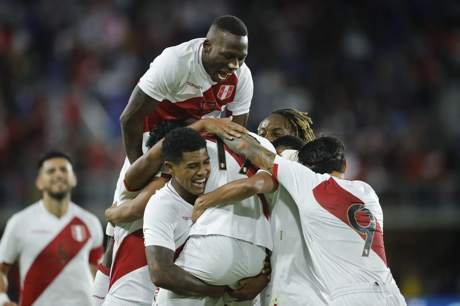 peru el salvador