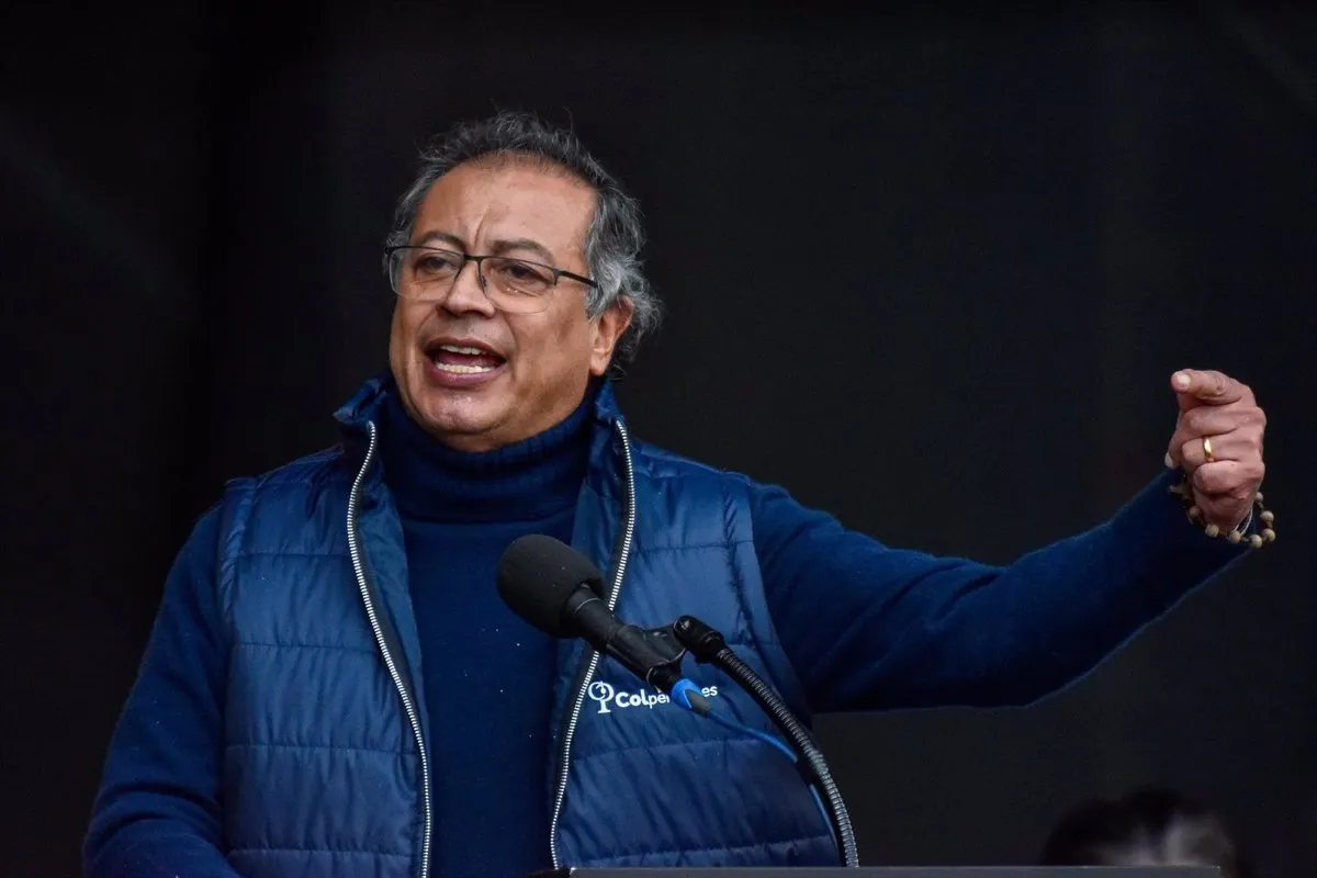 petro propone al congreso colombiano la aprobacion de una reduccion de la jornada laboral semanal a 40 horas 669db4a589cbe