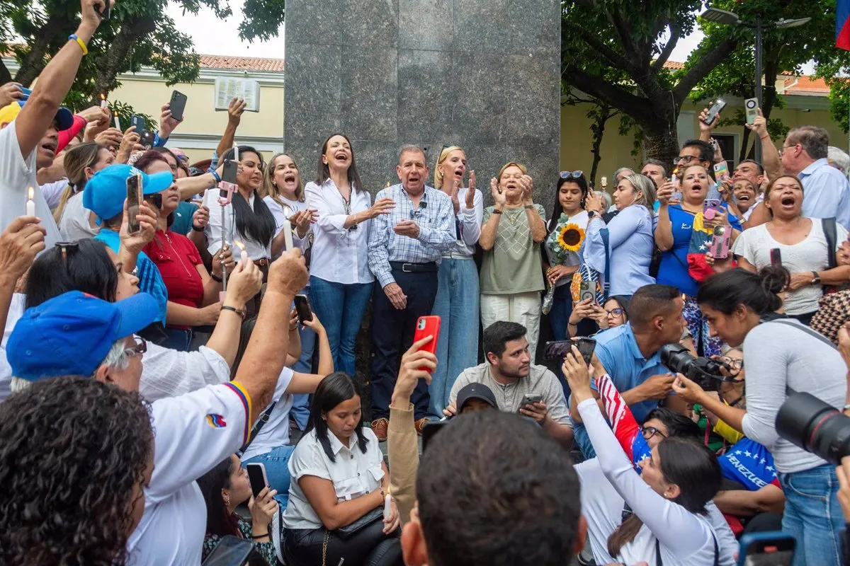retenido en panama un avion con destino a venezuela con varios expresidentes latinoamericanos a bordo 66a3f0c358052