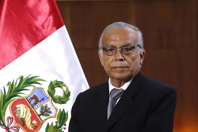 Premier Aníbal Torres presenta su renuncia