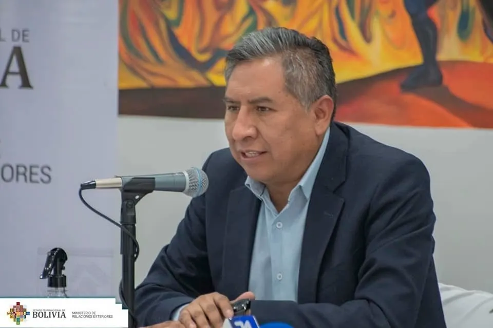 Bolivia tilda de "injerencia" los comentarios del subsecretario de Estado de EEUU tras la detención de Camacho