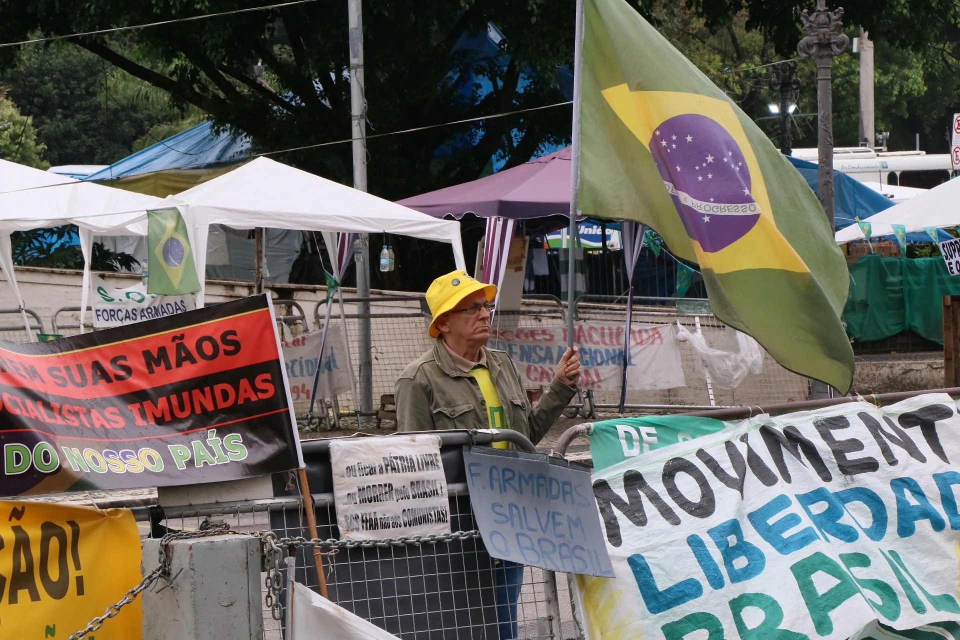 Un juez de Brasil congela más de 1 millón de euros de las cuentas de sospechosos de financiar el asalto