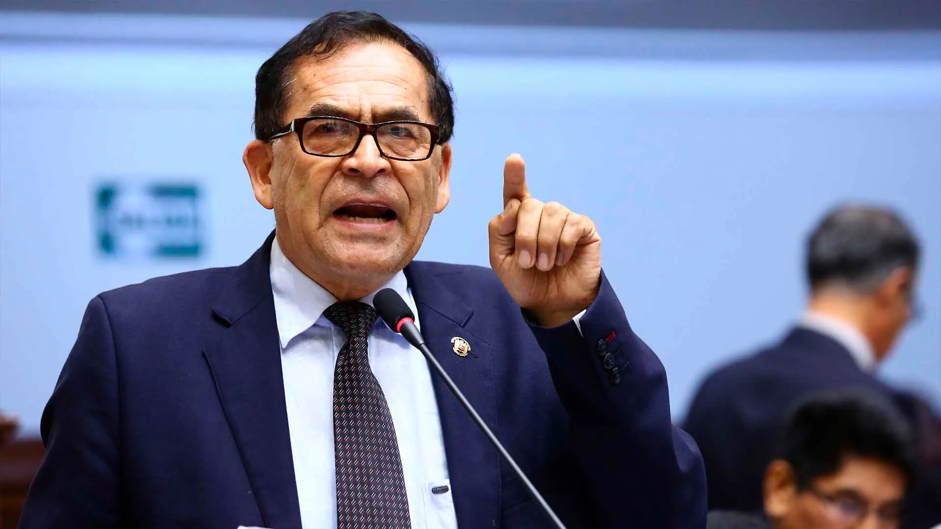 Alberto Quintanilla: "Keiko protege a Hinostroza y Chávarry porque la blindan"