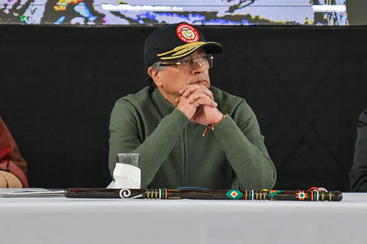 Petro denuncia ante la Fiscalía al exministro de Exteriores Álvaro Leyva por conspiración y traición