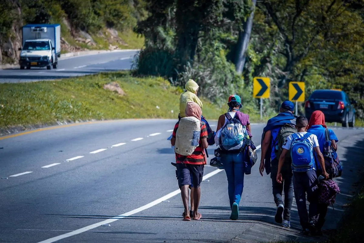 Aterrizan en Venezuela casi 250 migrantes procedentes de México tras su deportación desde EEUU