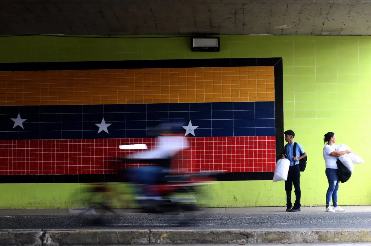 El CNE de Venezuela da la victoria a la coalición de Maduro con más del 82% en las legislativas