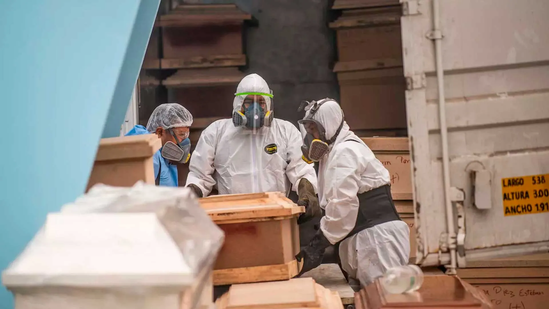 Cobran hasta S/ 300 por fotos de fallecidos por Covid y S/ 4500 por velorios privados