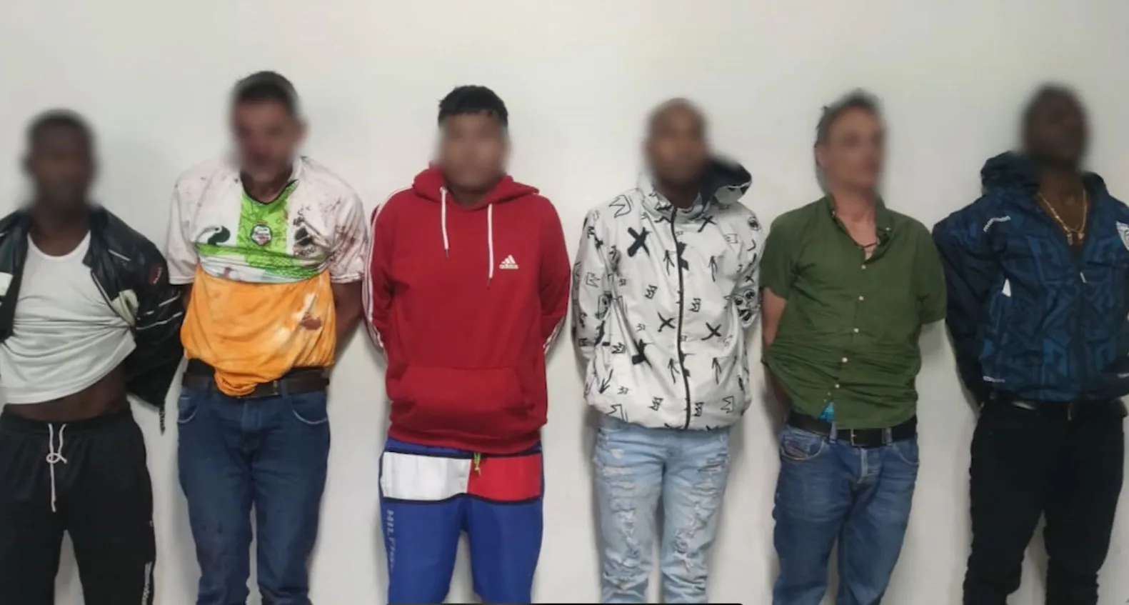 Un juez de Ecuador ordena prisión preventiva a los seis detenidos por el asesinato del candidato presidencial Villavicencio