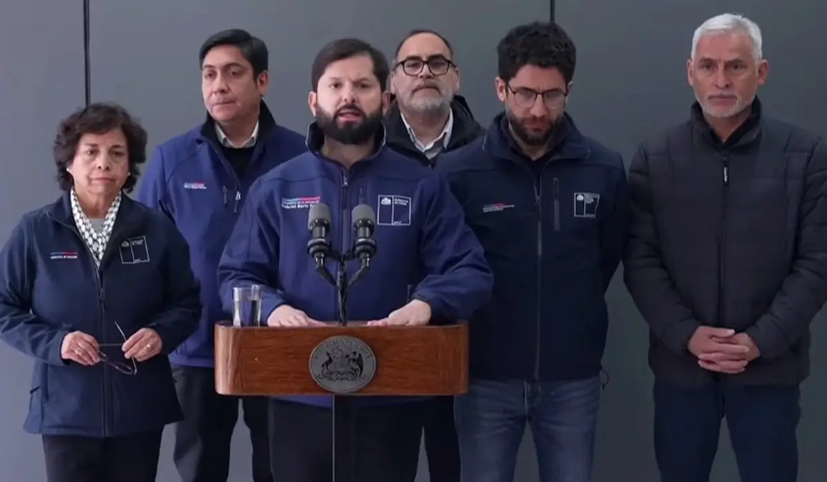 Boric promete una investigación cuando acabe la "prioritaria" operación de rescate en la mina de El Teniente