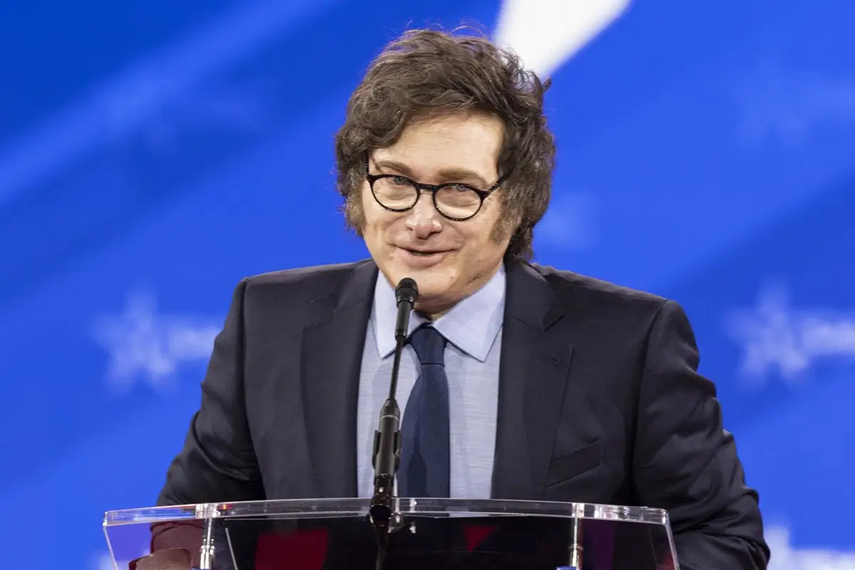 Milei presenta los presupuestos de Argentina para 2026 defendiendo "el equilibrio fiscal"