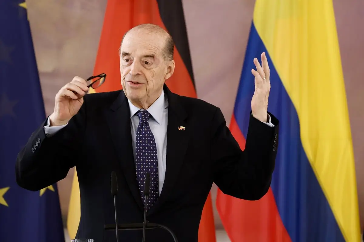 El exministro de Exteriores colombiano Álvaro Leyva declarará ante una comisión por sus acusaciones contra Petro