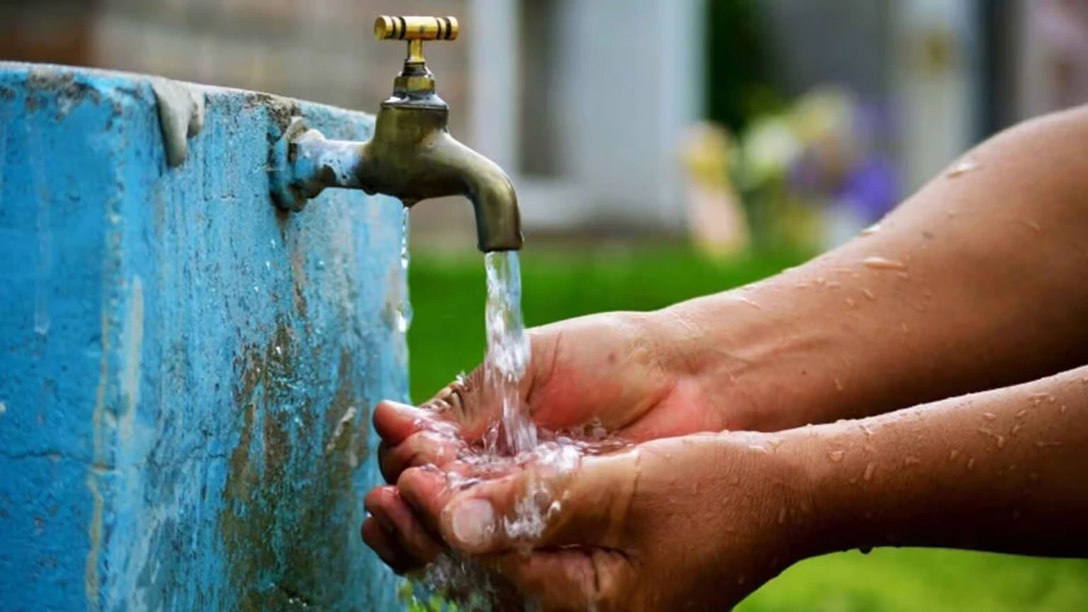 Más de 9 mil hogares en pobreza extrema pagaron de más por agua en Lima Norte | Foto: Andina