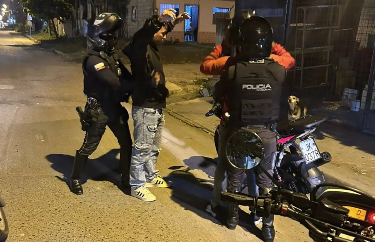 Diez muertos en un ataque de individuos armados en un billar de Ecuador