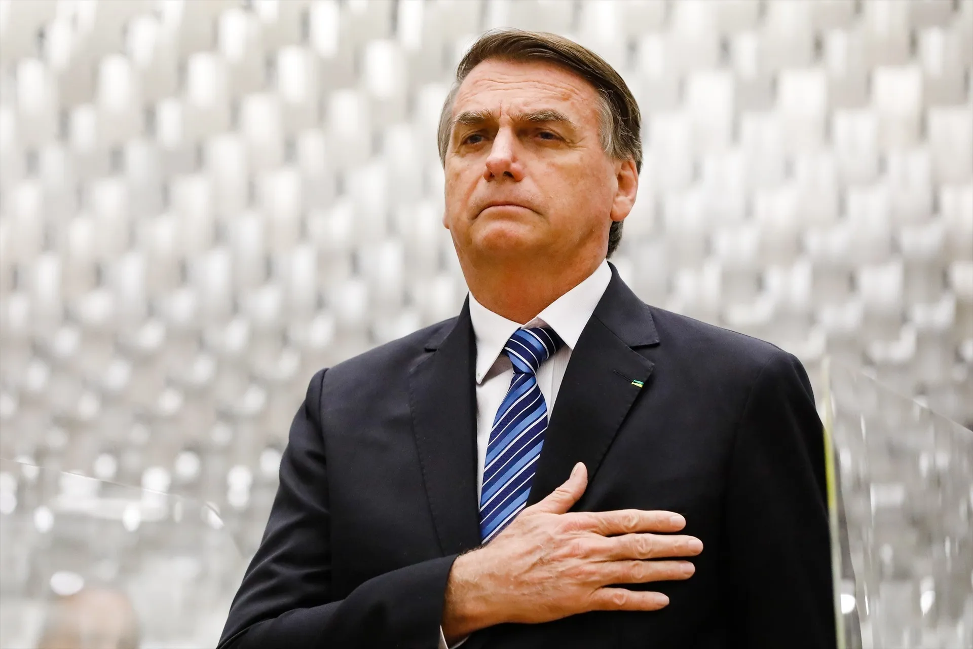 El equipo legal de Bolsonaro considera "precipitada" la acusación de falsificación del informe de vacunación