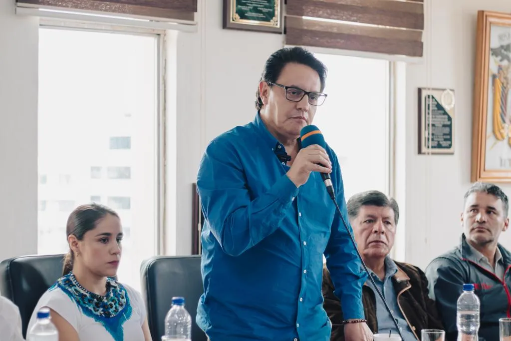 HRW ve en el asesinato de Villavicencio "una llamada de atención urgente para la democracia" ecuatoriana