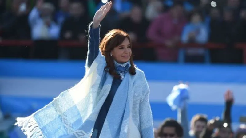 Cristina Kirchner tienta la presidencia de Argentina: "Voy a hacer lo que sea mejor para ganar en 2019"