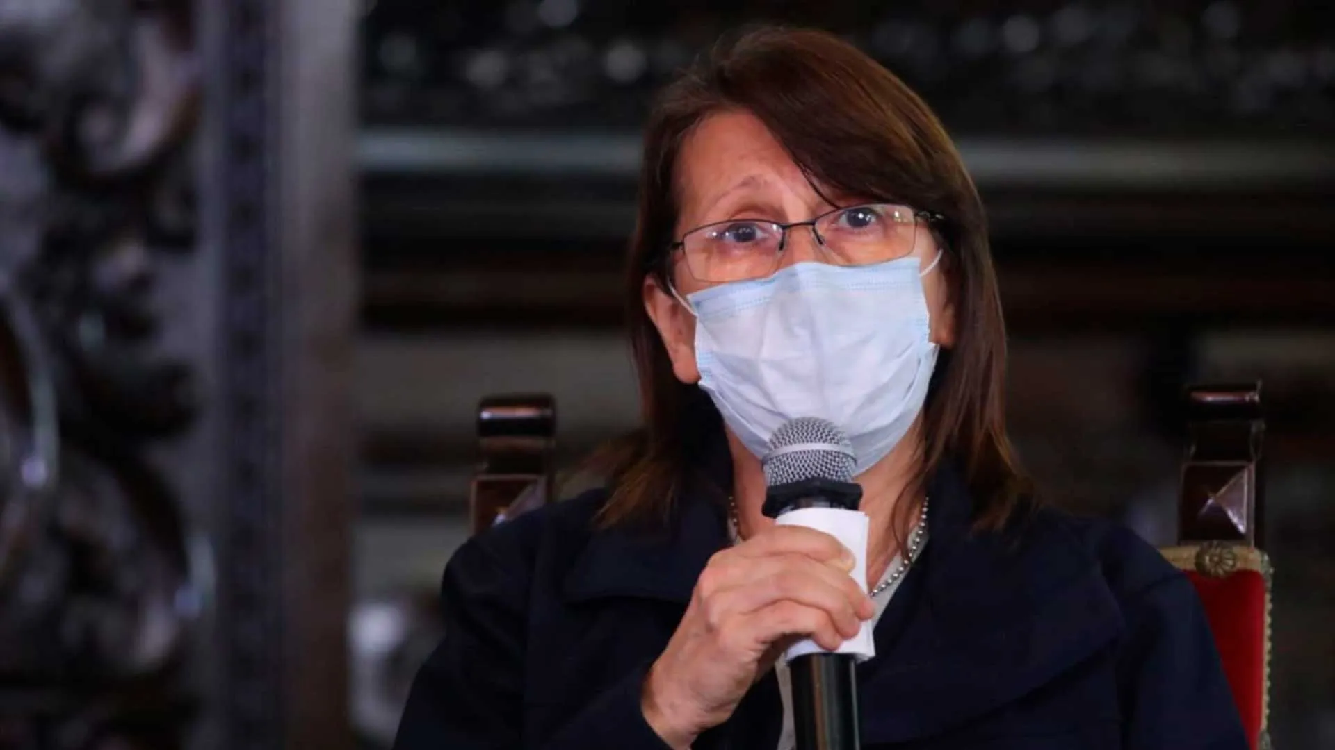 Mazzetti reconoció diferencia de 27 mil muertes y consideró como "medida razonable" el regreso del toque de queda los domingos