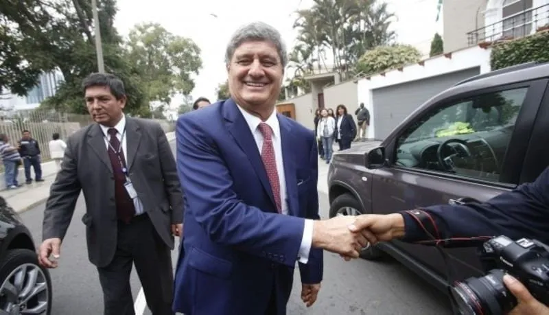 Raúl Diez Canseco se lanza a la presidencia de Acción Popular y pretende llegar a Palacio de Gobierno