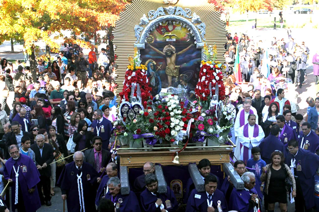 Un Cristo moreno recorre Montreal