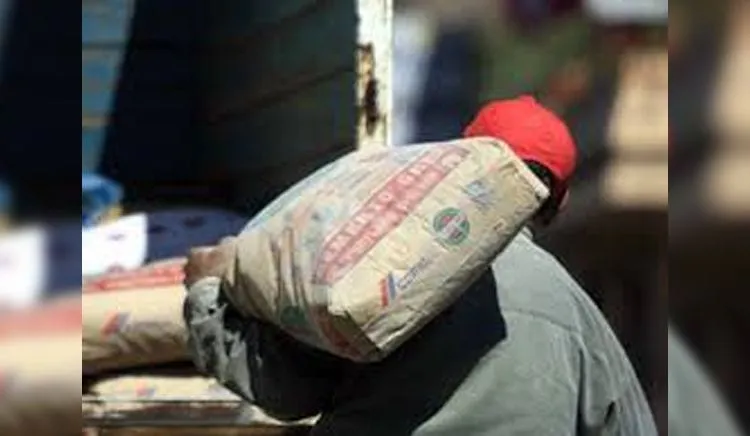 Trabajadores en Construcción Civil lanzan "Campaña 25 kilos, ¡no más!"
