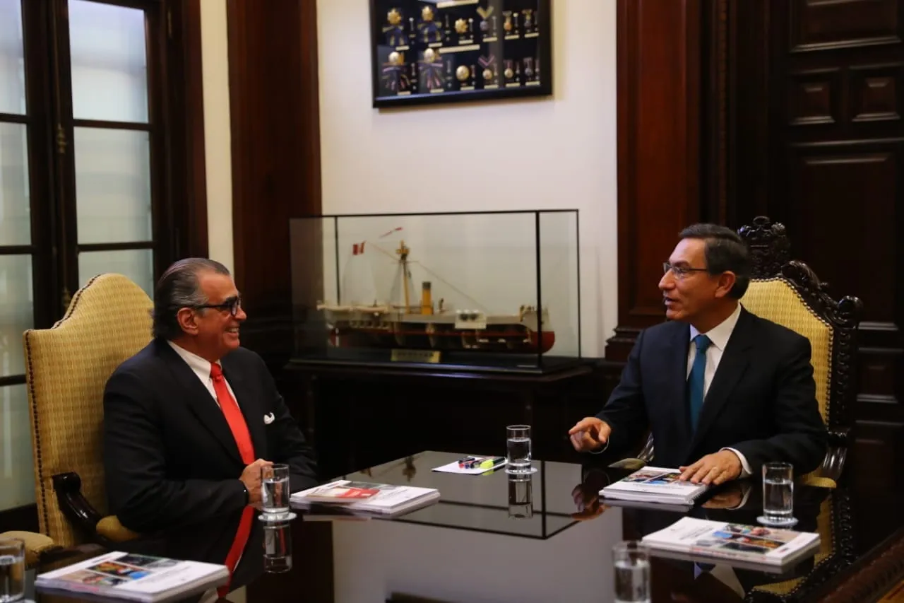 Martín Vizcarra y Pedro Olaechea dialogaron en Palacio de Gobierno